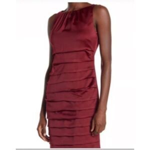 Taylor Women Deep Red Satin Ruched / Pleaded Sleeveless Sheath Dress Size 10